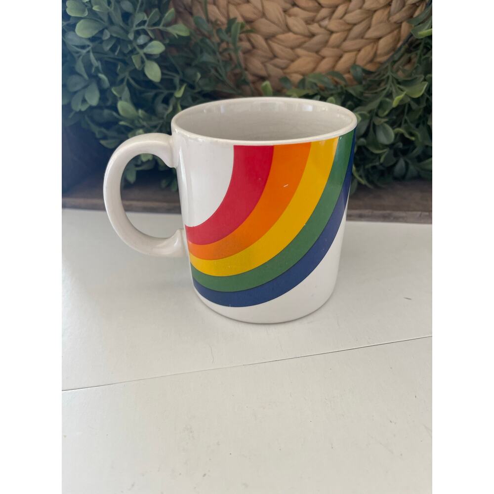 Vintage FTDA rainbow coffee mug 12oz